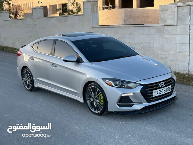 هيونداي AD sports 1.6 turbo فل كامل جميع الايضافات