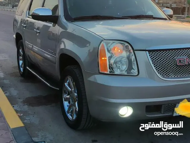 Used GMC Yukon in Basra