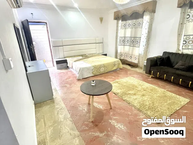 متاح لدينا استديو بالعذيبه بوشر الخوير مفروش وبدون فرش بأسعار مختلفه يبدا من 160الى180المفرش 120بد
