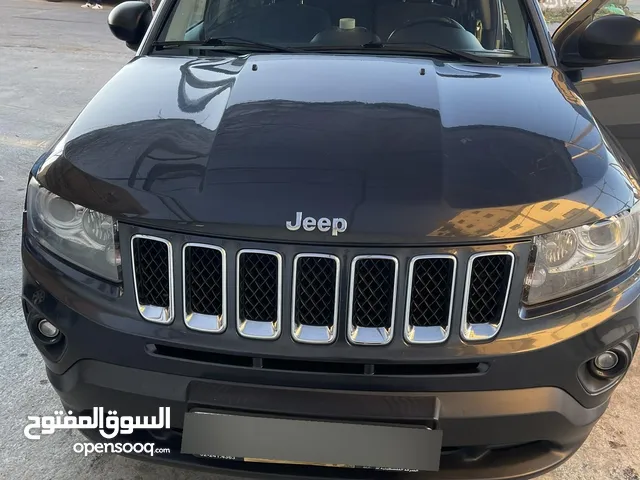جيب كومباس 2014