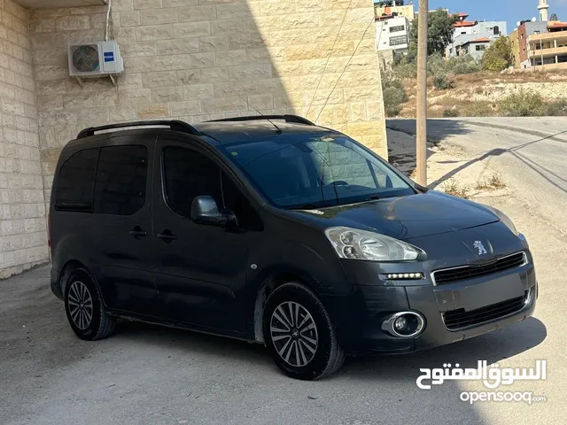 بيجو بارتنر 2015 للبيع