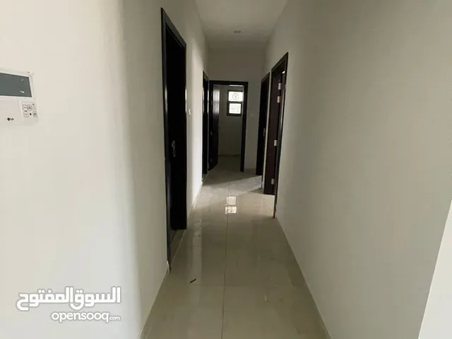 10000 ft 2 Bedrooms Apartments for Rent in Ajman Al- Jurf