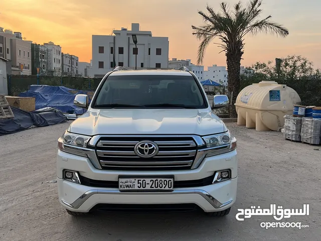 Toyota Land Cruiser 2017 in Al Jahra