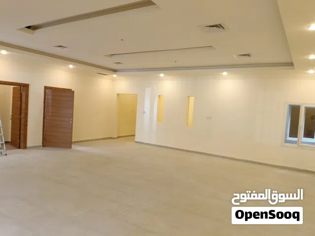 375 m2 3 Bedrooms Apartments for Rent in Mubarak Al-Kabeer Abu Ftaira