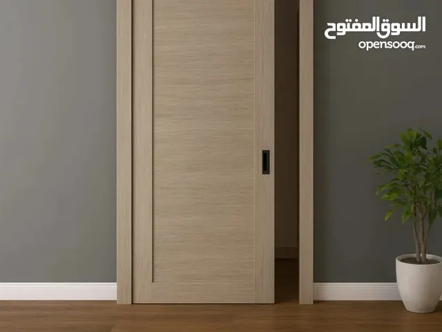 مع الأبواب الحديثة، اكتشف بابًا يليق بمساحتك... WPC بتصميم فاخر، مقاوم للماء والرطوبة، يدوم بجمال