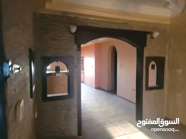 160 m2 3 Bedrooms Apartments for Sale in Ramallah and Al-Bireh Beitunia