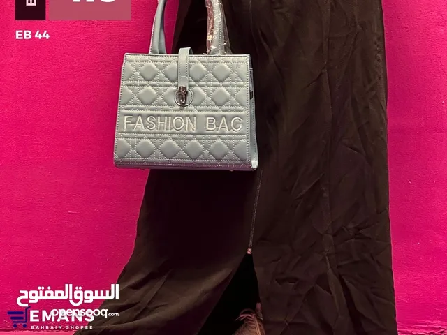 Ladies handbags  حقائب اليد للسيدات