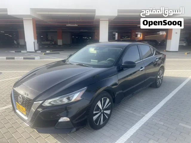 2021 نيسان التيما SV
