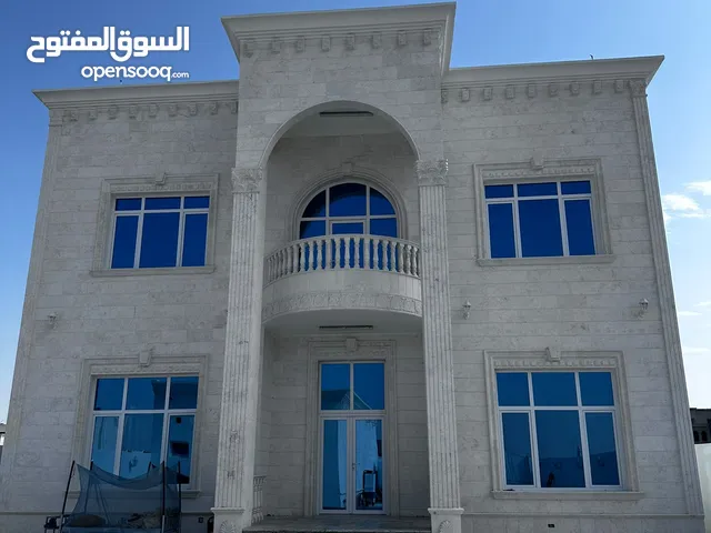900 m2 More than 6 bedrooms Villa for Sale in Al Wakrah Al Wakair
