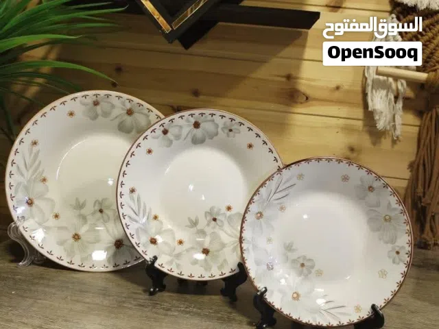 طقم سفرة 18قطعة بورسلان