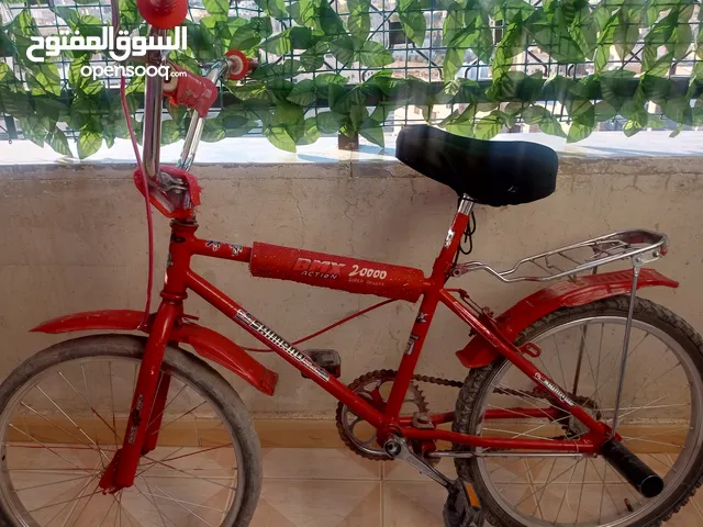 بسكليت الماني بحاله ممتازه اسعمال سنه فقط دهان احمر جديد عجل وجنط جديدان مساكات جداد جنط22