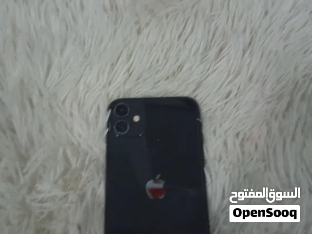 ايفون 11 أبيض مستعمل بحالة ممتازة بسعة 128 جيجابايت من أبل