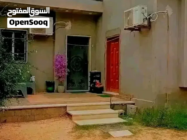 130 m2 3 Bedrooms Townhouse for Sale in Tripoli Al-Bivio