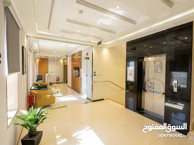 مكاتب مؤثثة للايجار في العارض