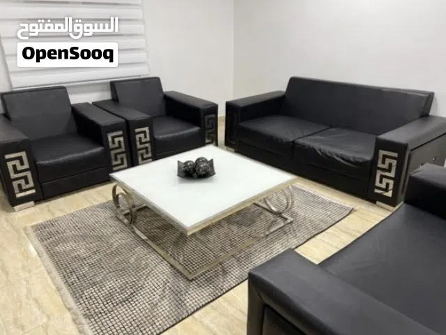 صالون للبيع جيد