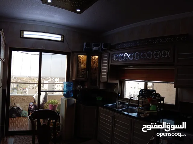 160 m2 4 Bedrooms Apartments for Sale in Zarqa Iskan Al Batrawi