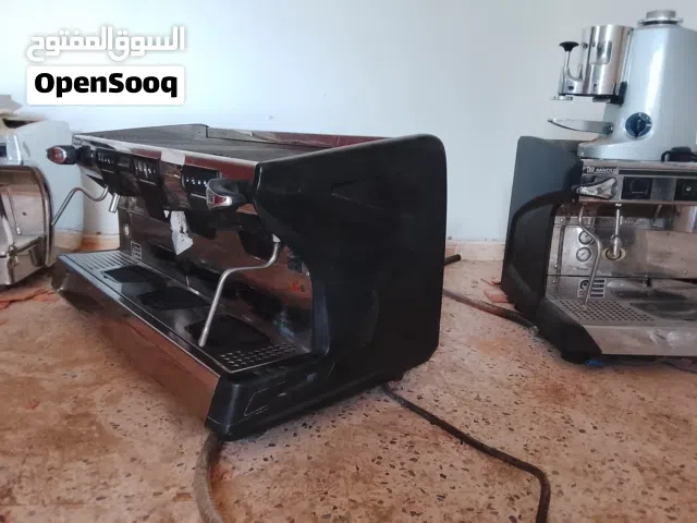 ماكينة قهوة ورحاية