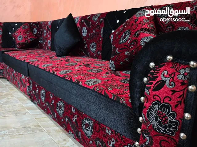 جلسه 8مقاعد بحاله جيده جدا+برادي عدد2+سجاده