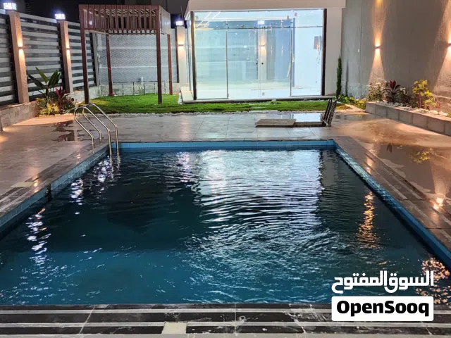 فيلا للبيع كمبوند الخمايل 500م بحمام سباحة