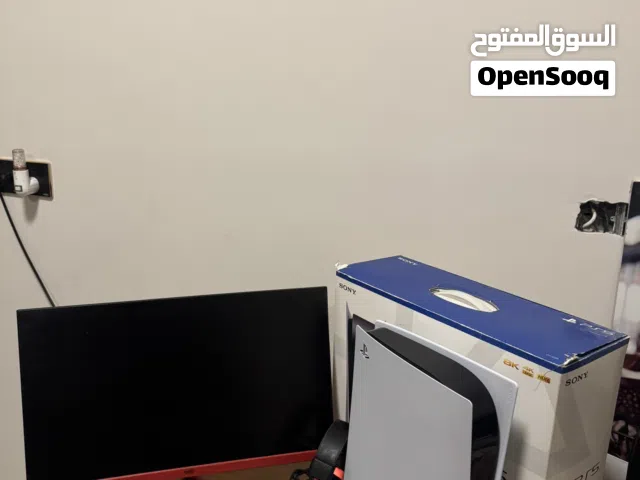بلي ستيشن 5 مع شاشة وسماعة وملحقات