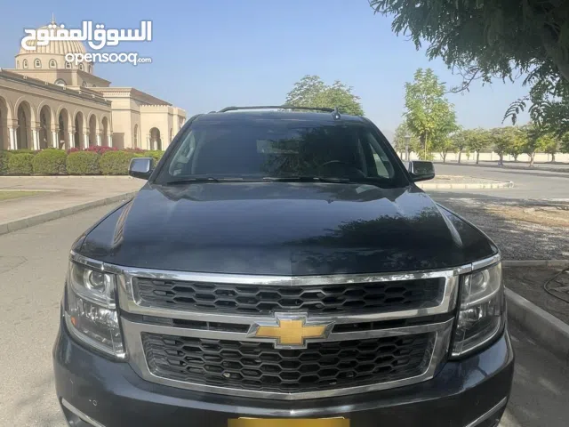 Used Chevrolet Suburban in Al Dakhiliya