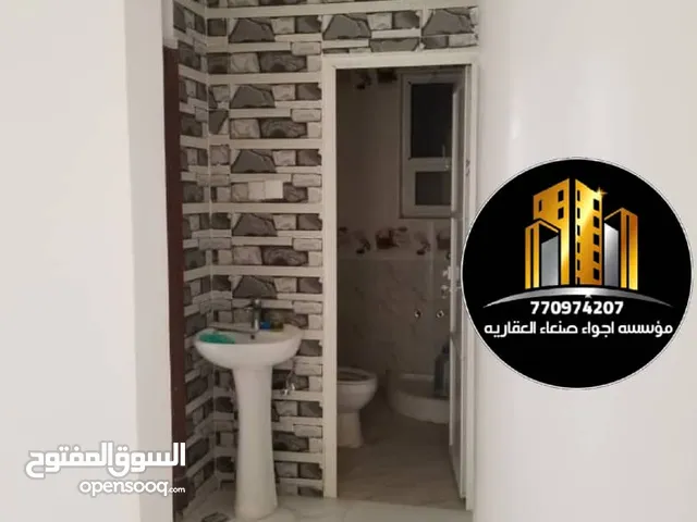 120 m2 3 Bedrooms Apartments for Rent in Sana'a Bayt Baws