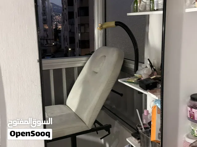 Facial studio