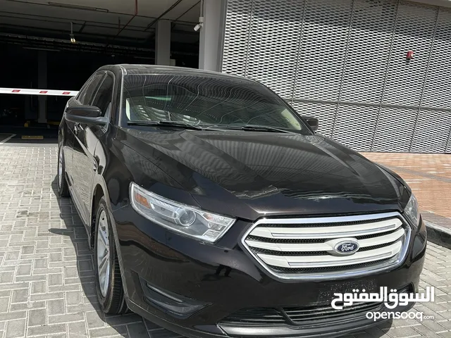Used Ford Taurus in Dubai