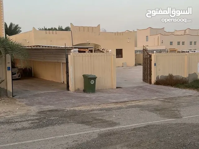 500 m2 3 Bedrooms Townhouse for Sale in Al Khor Sumaysimah