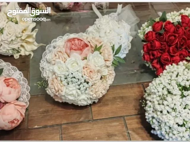 مستلزمات محل ورود للبيع