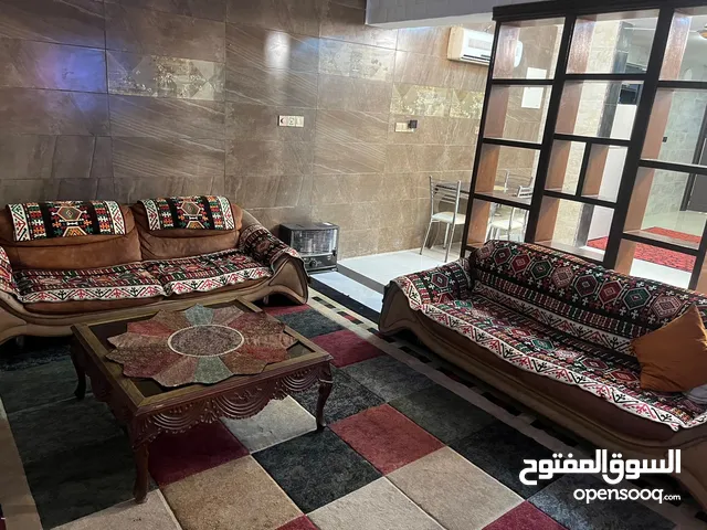 115 m2 2 Bedrooms Apartments for Rent in Baghdad Mansour
