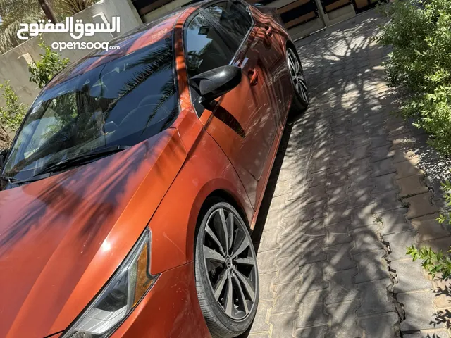 نيسان التيماSR 2021