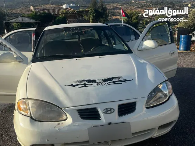 Used Hyundai Avante in Jerash