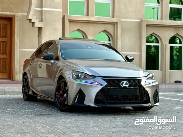 لكزس IS300 موديل 2017 ستة سلندر 3.5لتر علية كت F sport