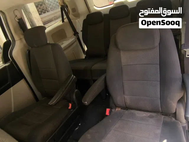 2010 دودج كارافان Standard