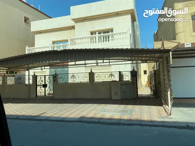0 m2 More than 6 bedrooms Villa for Sale in Hawally Zahra