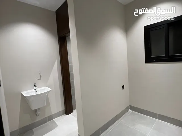 شقة للايجار بحى اشبليه الرياض