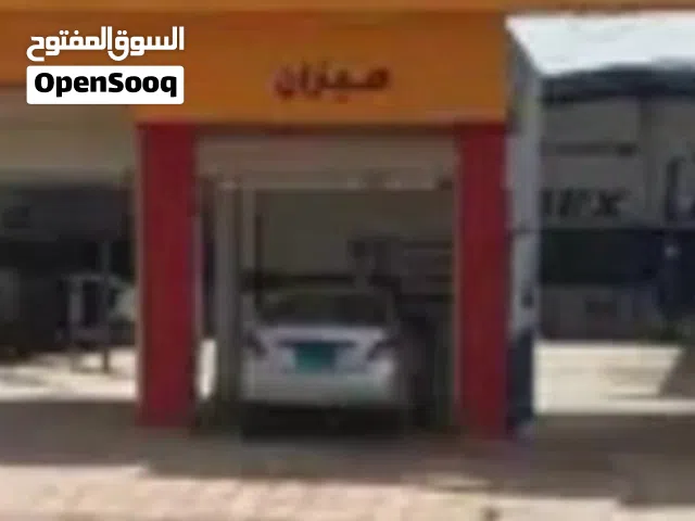 مطلوب قطعة ارض  او حوش للاجار  في شارع الخمسين او شارع الاربعين او 22 مايو او دار سلم   لغرض  ورشه