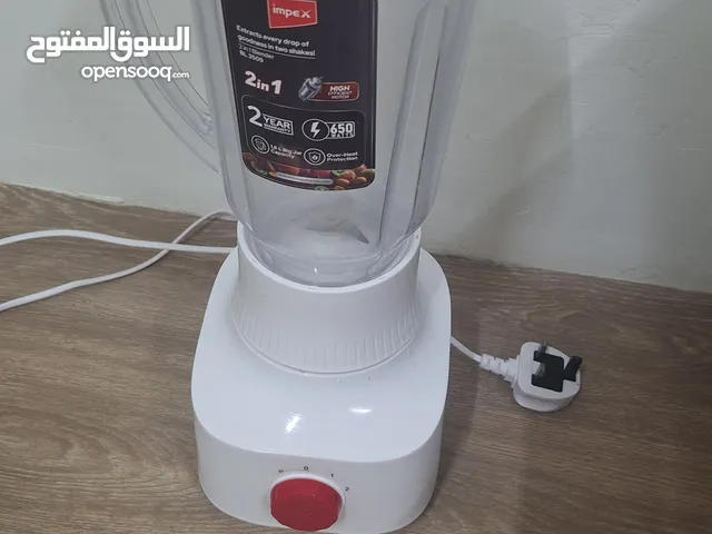 عجان شبه جديد استعمال مرتين و خلاط 70 ريال