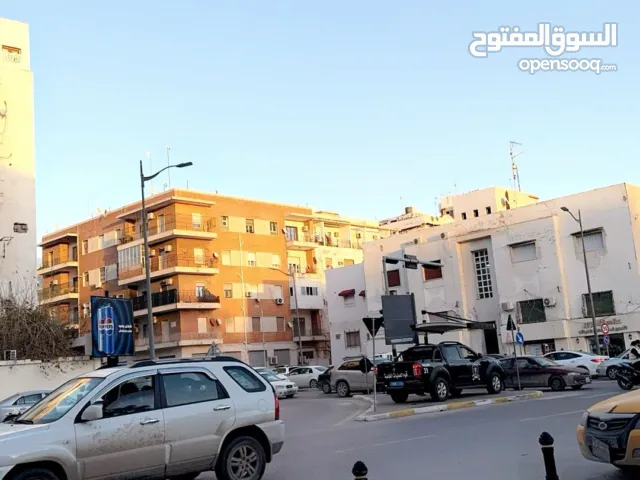 200 m2 4 Bedrooms Apartments for Sale in Tripoli Al Dahra