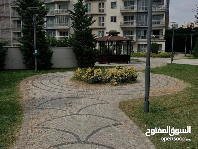 120 m2 2 Bedrooms Apartments for Sale in Istanbul Esenyurt