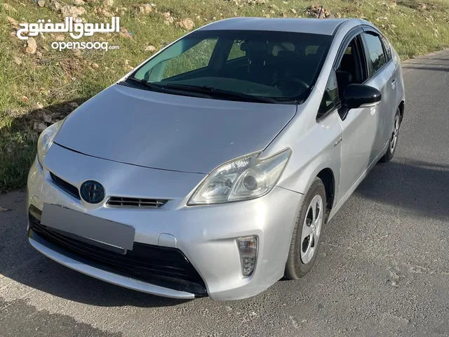Used Toyota Prius in Amman