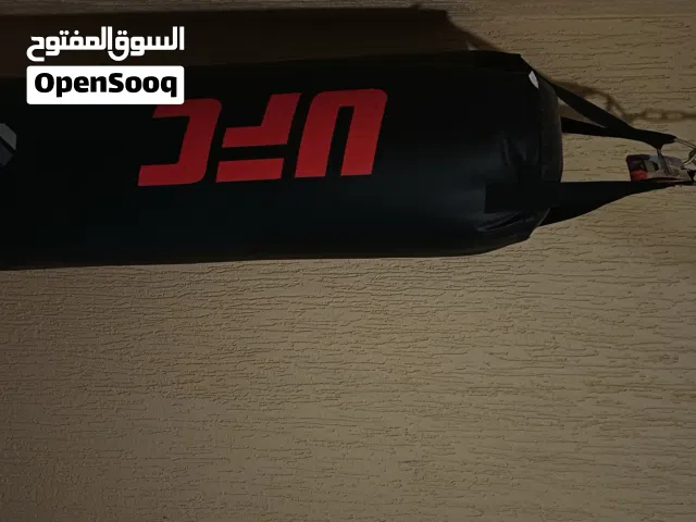 كيس ملاكمة UFC بحالة ممتازة