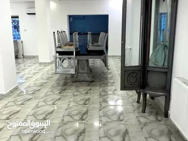 450 m2 5 Bedrooms Villa for Rent in Amman Abdoun
