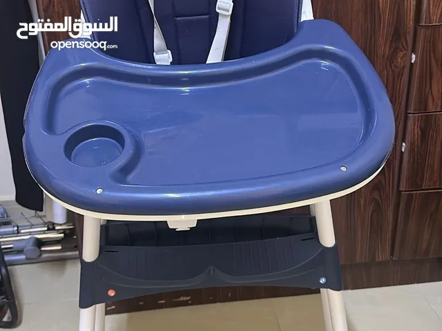 كرسي طعام للأطفال