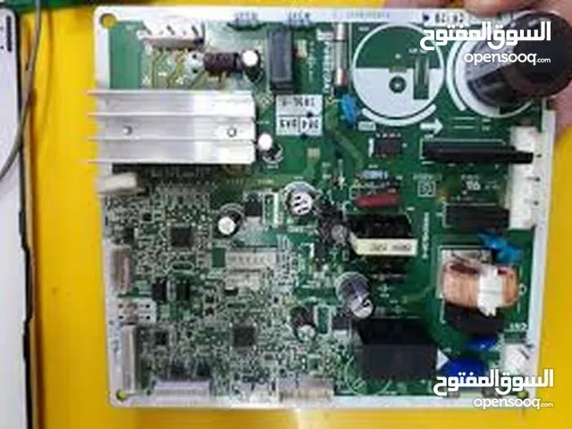شركه هيتاشي للقطع الغيار كل أنواع الثلاجات مثل الكمبيوتر وغيرها للتواصل واتس اب ع الرقم الموجود في ا
