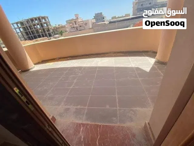 فيلا مبني تجاري بسعر 4،000،000 وقابل للنقاش حاليا مستأجر لمدرسة بدخل ممتاز