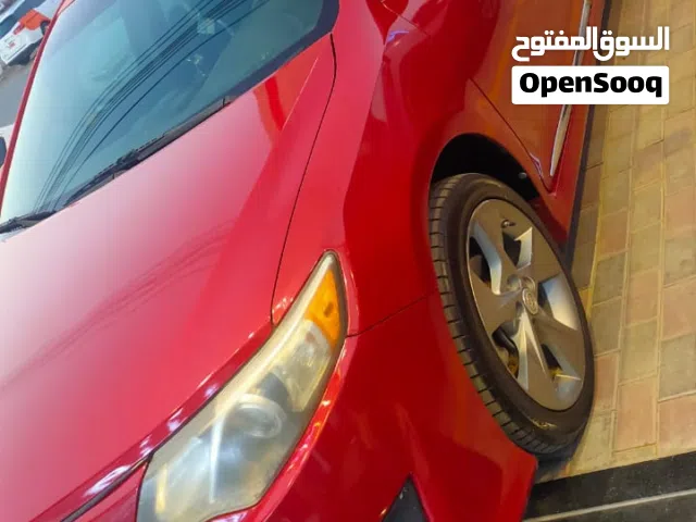 2012 تويوتا كامري SE