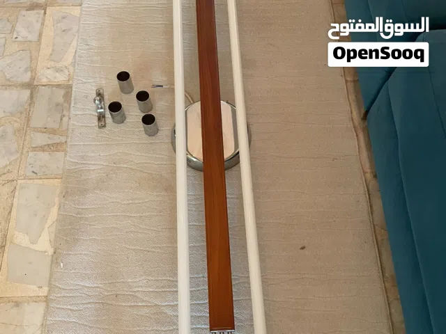 قاعدة  نيون مزدوج فاخر خشب مستعمل اقل من شهر بحالة الجديد