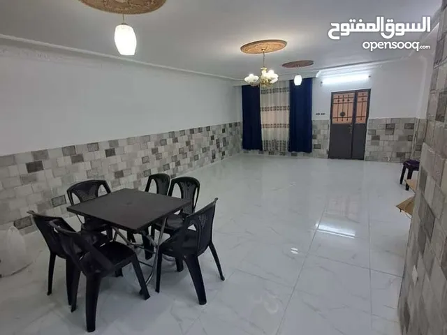 160 m2 3 Bedrooms Apartments for Rent in Zarqa Al Zarqa Al Jadeedeh